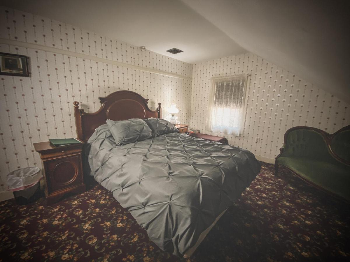 Bed and Breakfast Lizzie Borden House Fall River Exterior foto