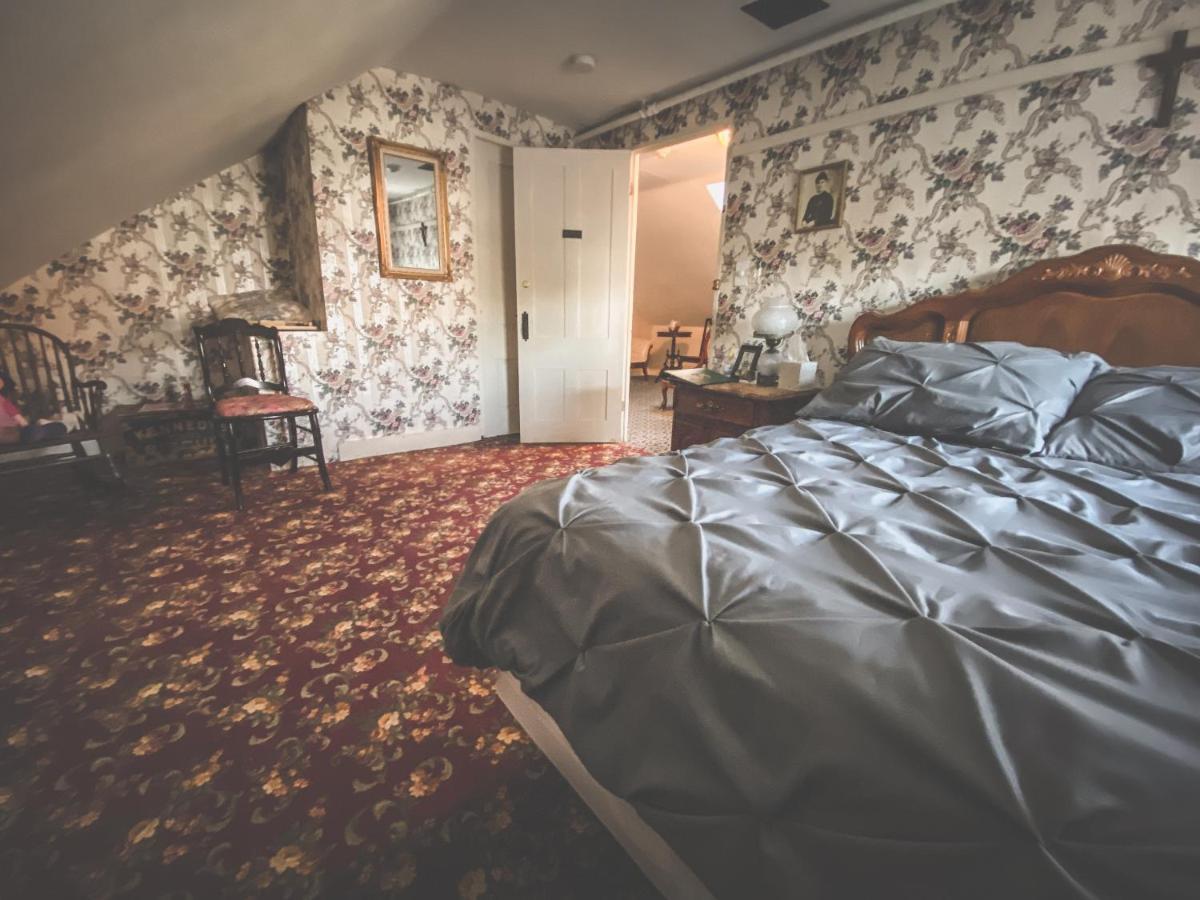 Bed and Breakfast Lizzie Borden House Fall River Exterior foto